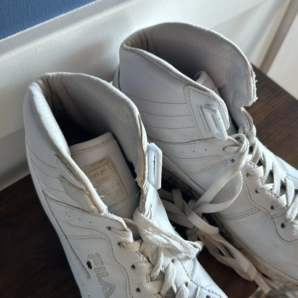 Fila Women’s Vulc 13 Mid top sneakers white camo bottoms size 9 1/2 **as is** - Picture 5 of 12